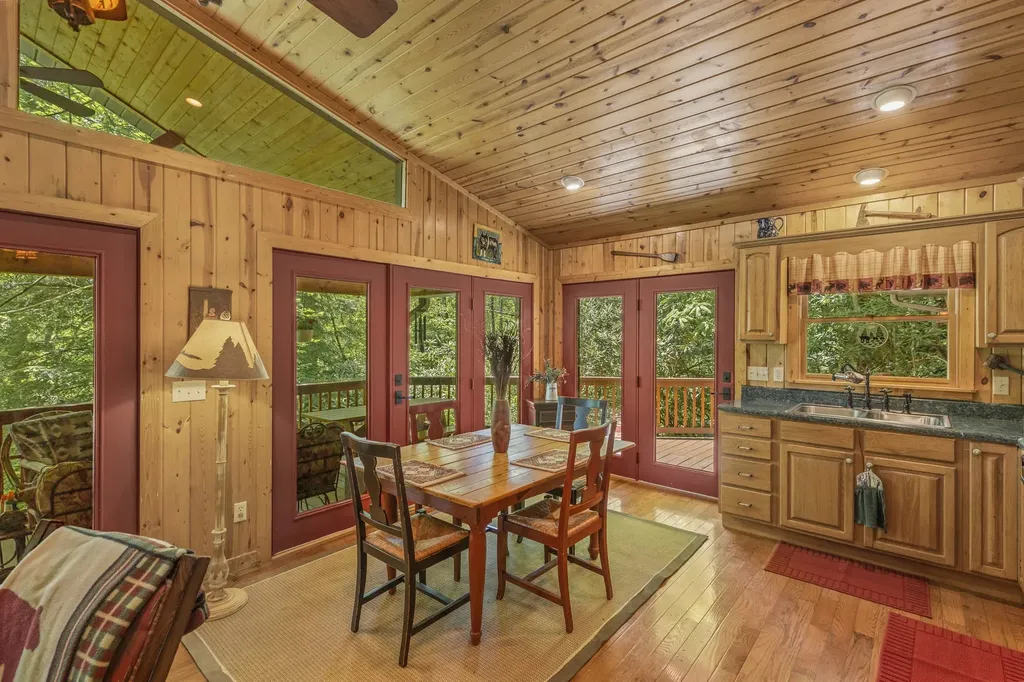 361 Wyanoak Road Highlands NC 28741