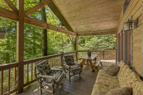 361 Wyanoak Road Highlands NC 28741