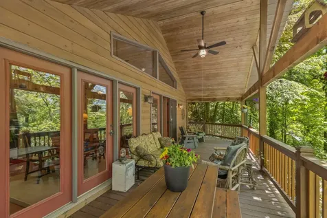 361 Wyanoak Road Highlands NC 28741