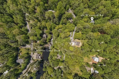 361 Wyanoak Road Highlands NC 28741