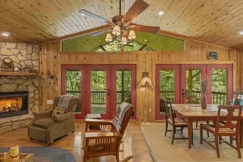 361 Wyanoak Road Highlands NC 28741