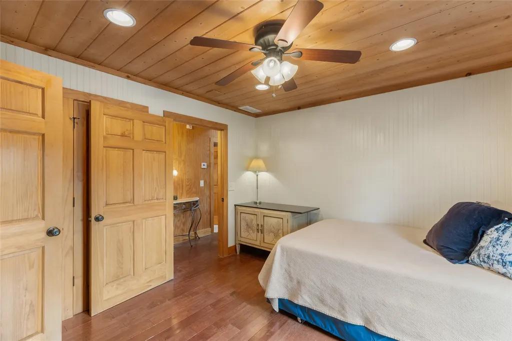 36 Heavens Gate Lane Glenville NC 28736