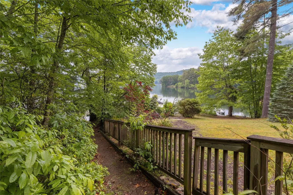 36 Heavens Gate Lane Glenville NC 28736