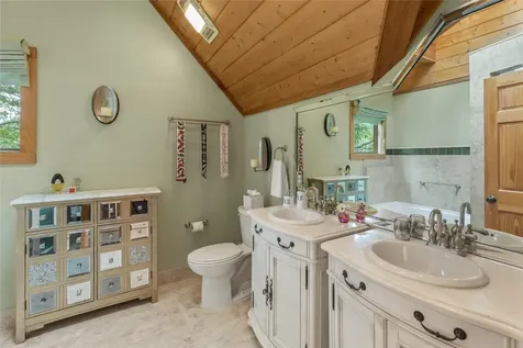 36 Heavens Gate Lane Glenville NC 28736