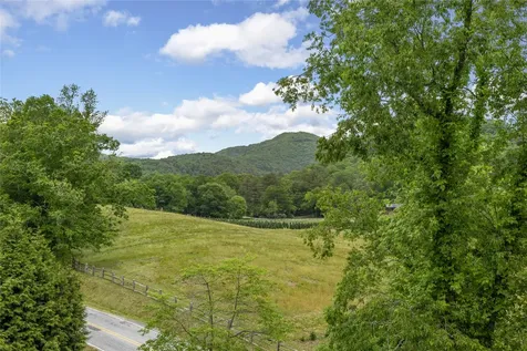 36 Heavens Gate Lane Glenville NC 28736