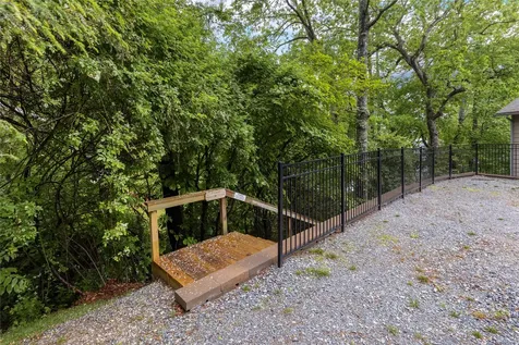 36 Heavens Gate Lane Glenville NC 28736