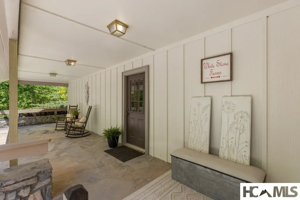 1281 Robinson Creek Road Glenville NC 28736