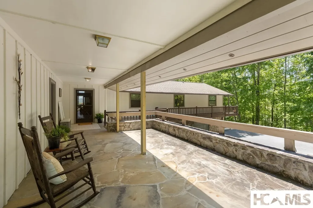 1281 Robinson Creek Road Glenville NC 28736