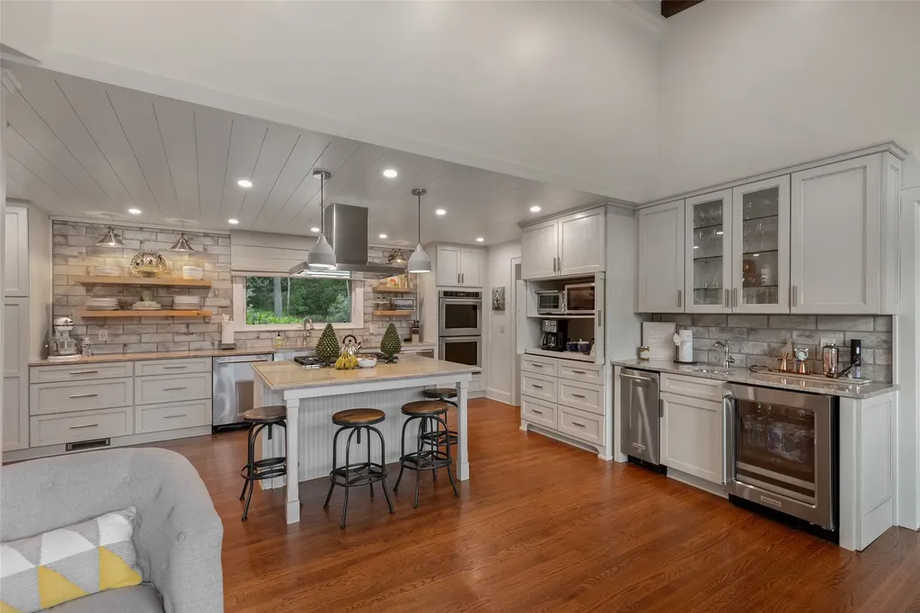 638 Chattooga Wood Road Cashiers NC 28717
