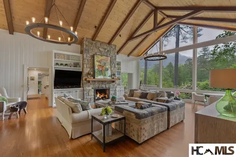 638 Chattooga Wood Road Cashiers NC 28717