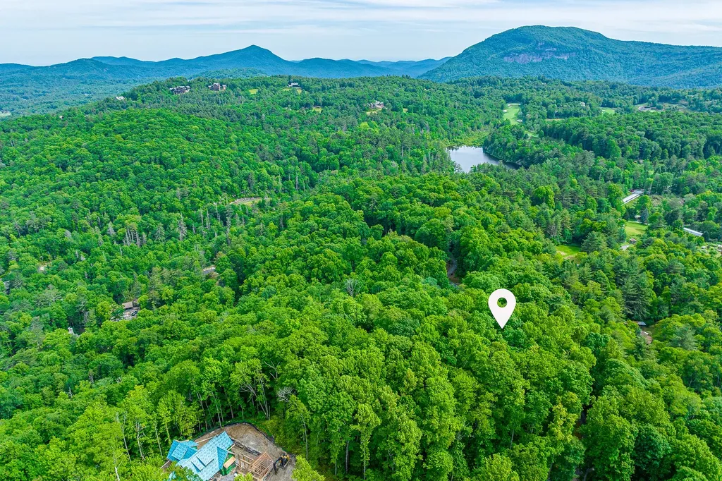 E-156 Buckhorn Way Cashiers NC 28717