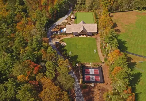 E-156 Buckhorn Way Cashiers NC 28717