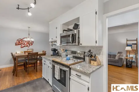 31 Ivar Street Franklin NC 28734