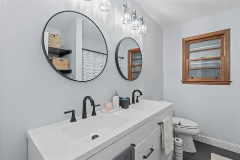 31 Ivar Street Franklin NC 28734