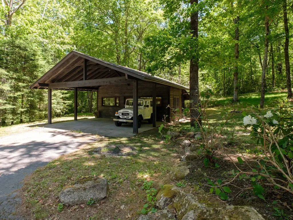 212 Shore Drive Lake Toxaway NC 28747
