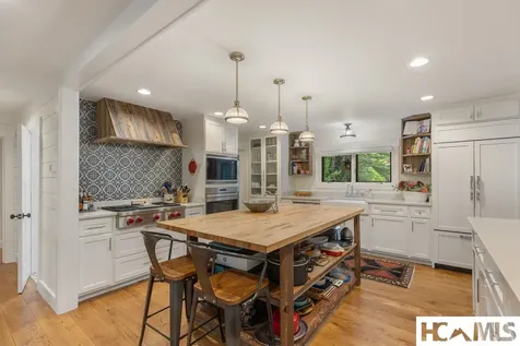 49 Blackberry Lane Highlands NC 28741