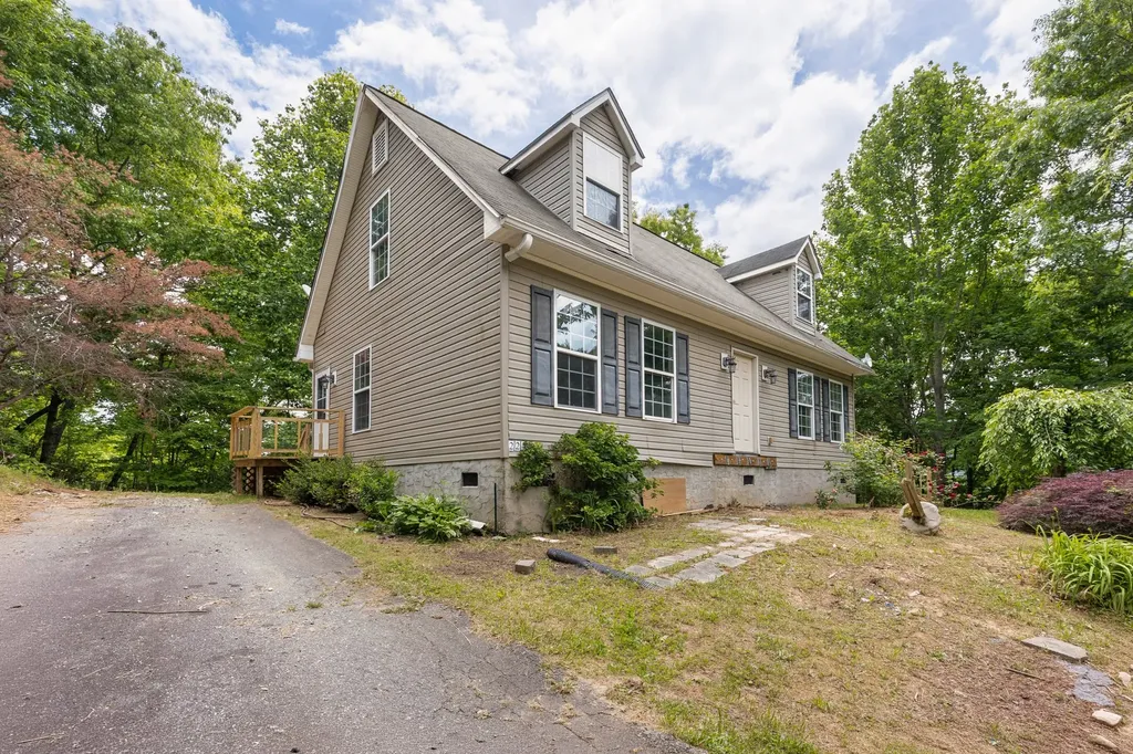 197 Tuts Terrace Sylva NC 28779