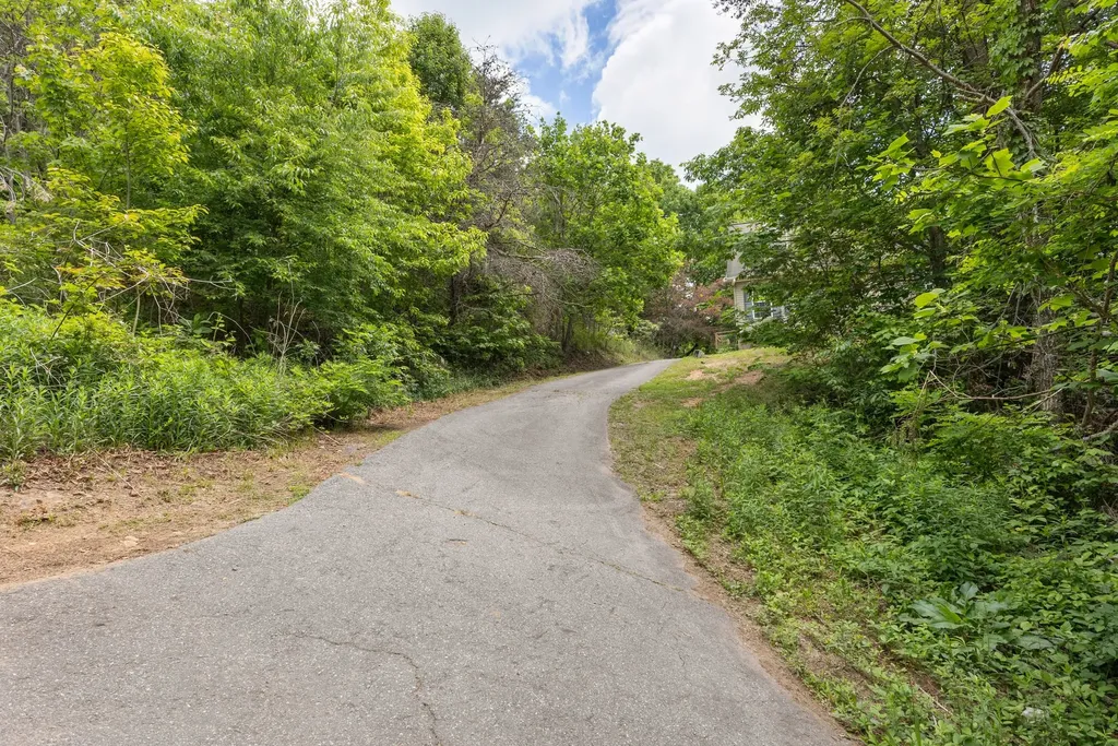 197 Tuts Terrace Sylva NC 28779