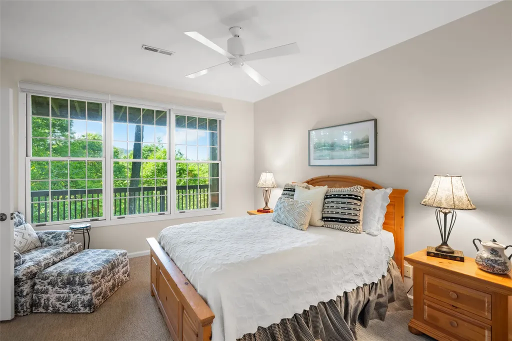 147 Club Colony Lane Lake Toxaway NC 28747