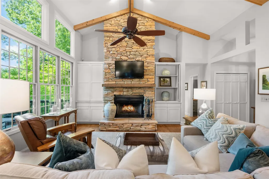 147 Club Colony Lane Lake Toxaway NC 28747