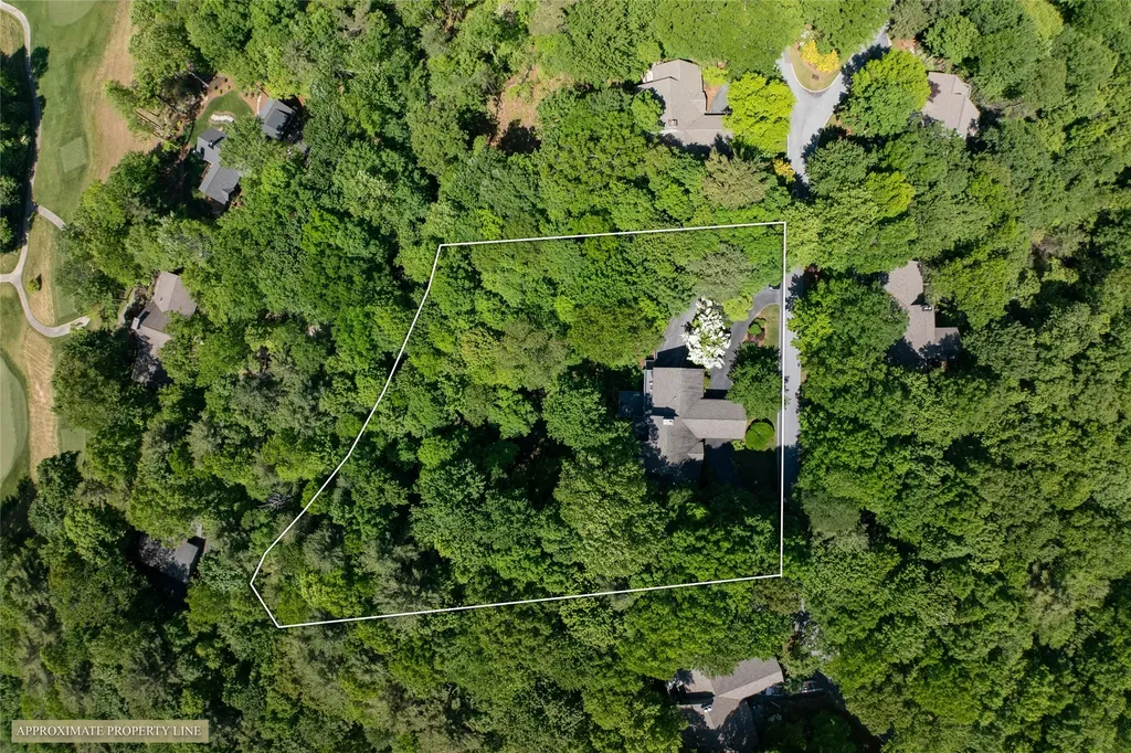 147 Club Colony Lane Lake Toxaway NC 28747