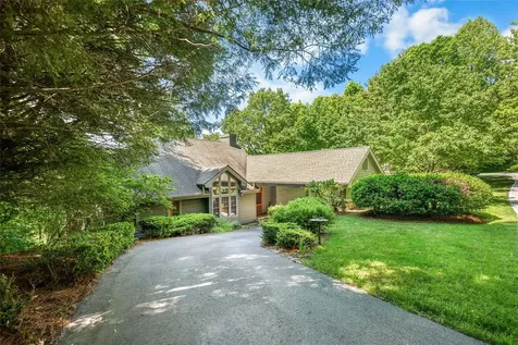 147 Club Colony Lane Lake Toxaway NC 28747