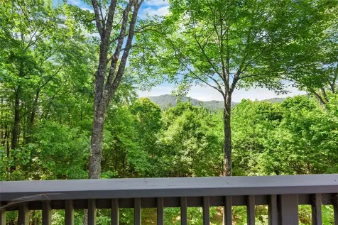 147 Club Colony Lane Lake Toxaway NC 28747