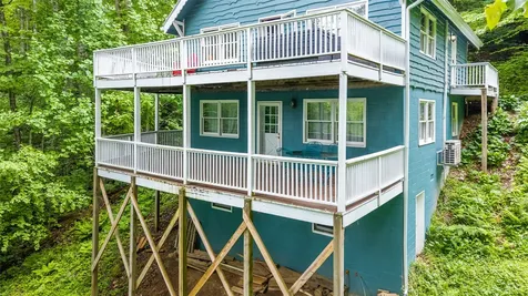583 Woods Mountain Trail Cullowhee NC 28723