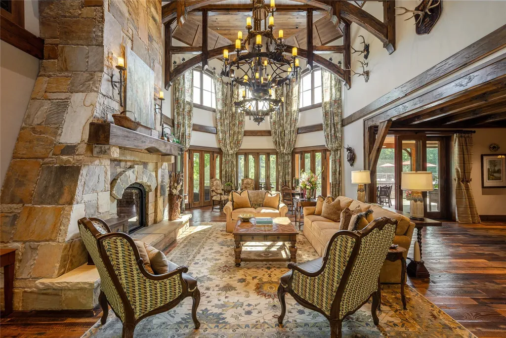 2748 W Club Boulevard Lake Toxaway NC 28747