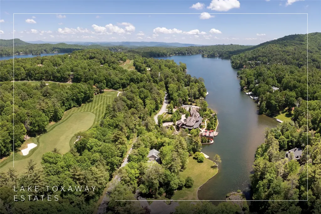 2748 W Club Boulevard Lake Toxaway NC 28747