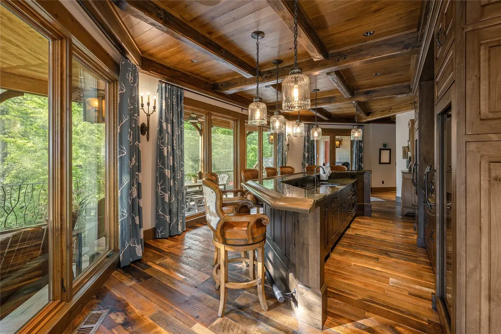 2748 W Club Boulevard Lake Toxaway NC 28747
