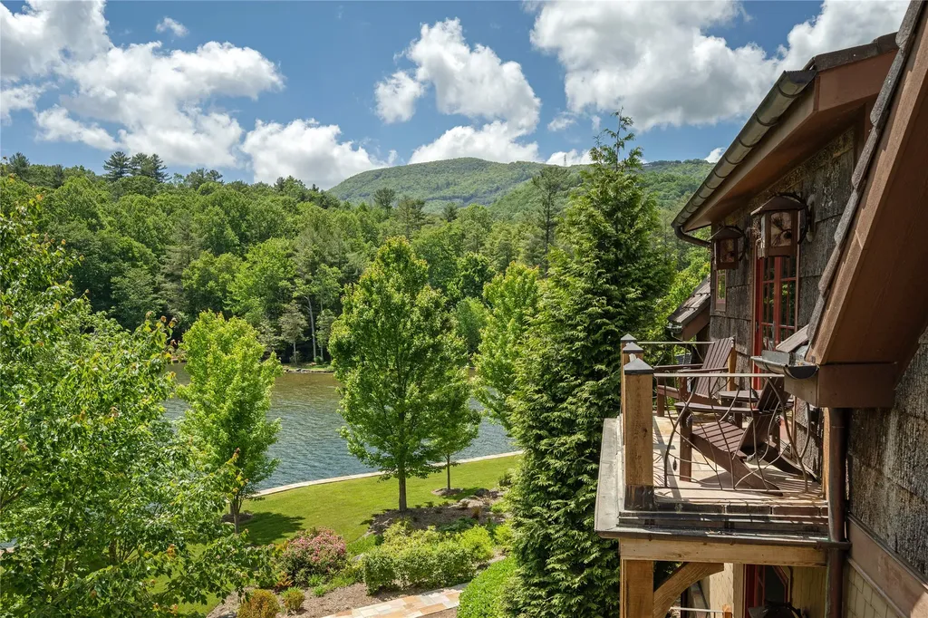 2748 W Club Boulevard Lake Toxaway NC 28747