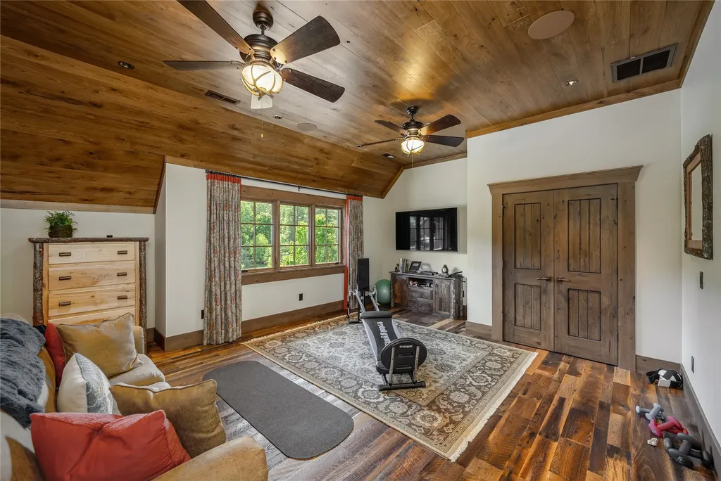 2748 W Club Boulevard Lake Toxaway NC 28747