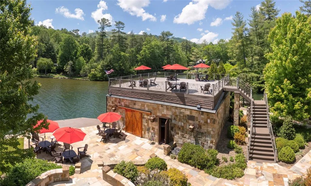 2748 W Club Boulevard Lake Toxaway NC 28747