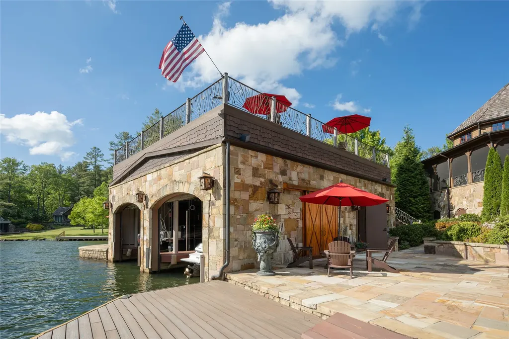 2748 W Club Boulevard Lake Toxaway NC 28747