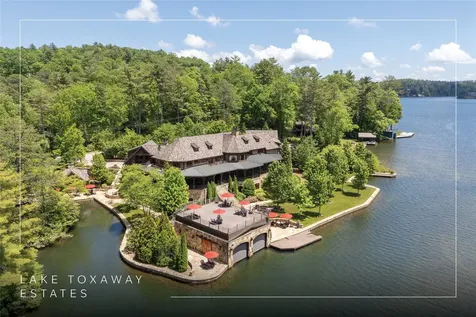 2748 W Club Boulevard Lake Toxaway NC 28747