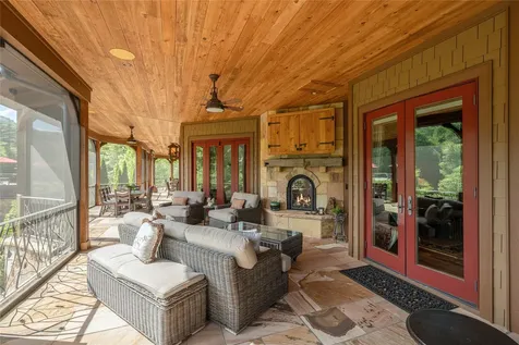 2748 W Club Boulevard Lake Toxaway NC 28747