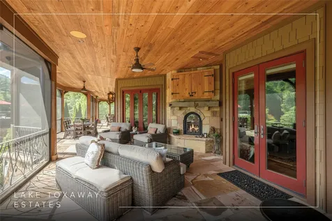 2748 W Club Boulevard Lake Toxaway NC 28747