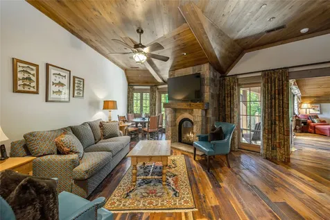 2748 W Club Boulevard Lake Toxaway NC 28747