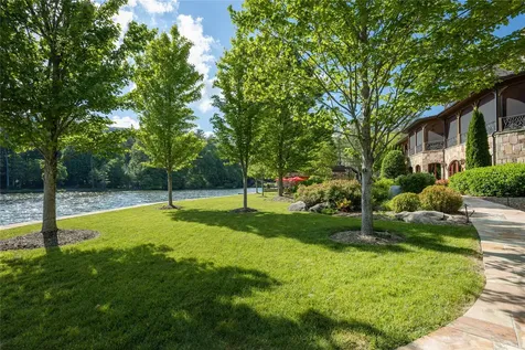 2748 W Club Boulevard Lake Toxaway NC 28747