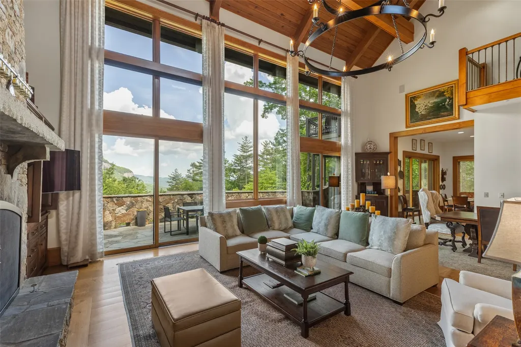 70 Norton Court Highlands NC 28741