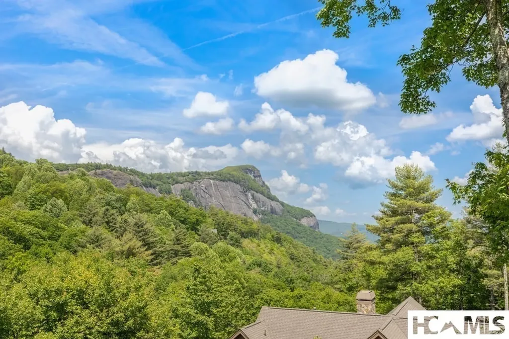 70 Norton Court Highlands NC 28741