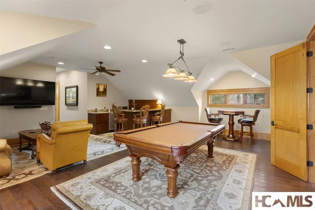 70 Norton Court Highlands NC 28741