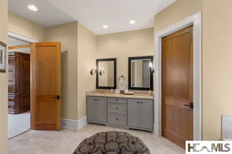 70 Norton Court Highlands NC 28741