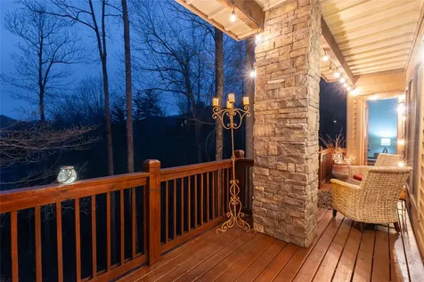 100 Saddle Notch Lane Tuckasegee NC 28783