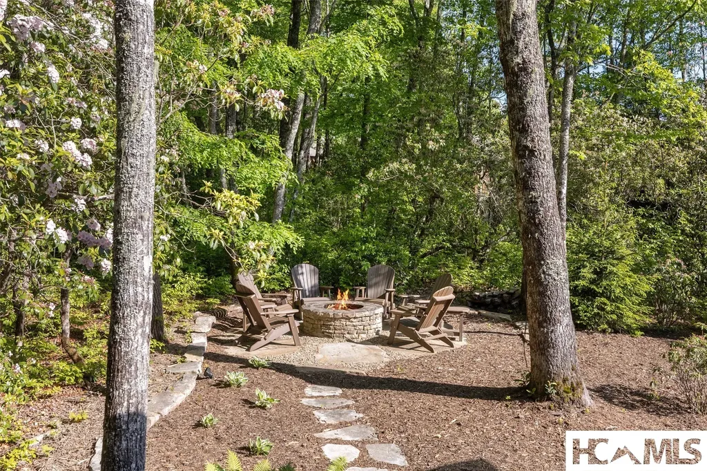 164 Shelter Lane Glenville NC 28521