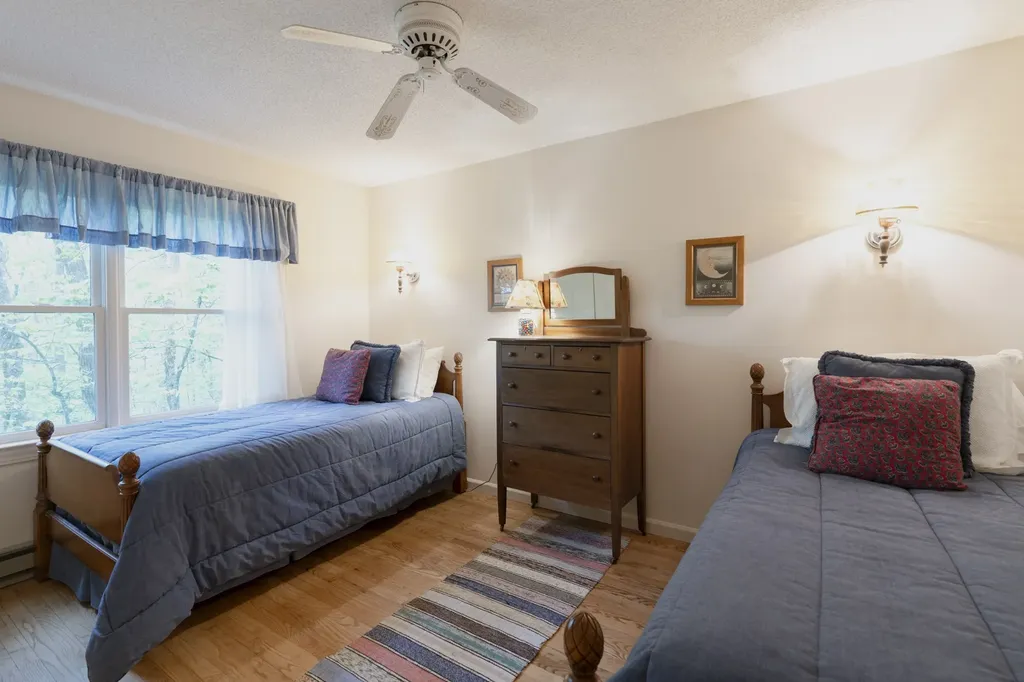 40 Moonbeam Place Highlands NC 28741