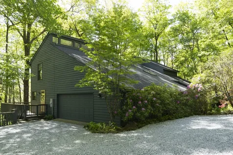 40 Moonbeam Place Highlands NC 28741