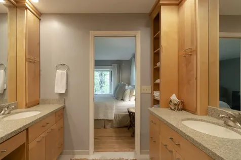 40 Moonbeam Place Highlands NC 28741