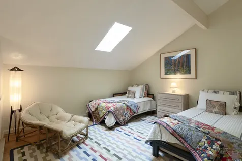 40 Moonbeam Place Highlands NC 28741